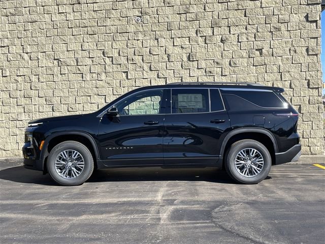 2026 Chevrolet Traverse photo 2