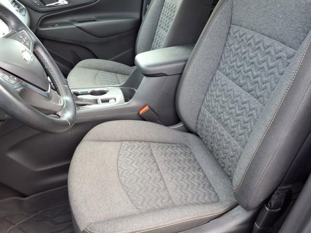 2023 Chevrolet Equinox LT photo 3
