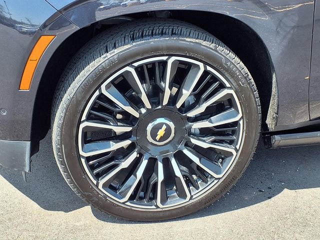 2026 Chevrolet Suburban High Country - Photo 29
