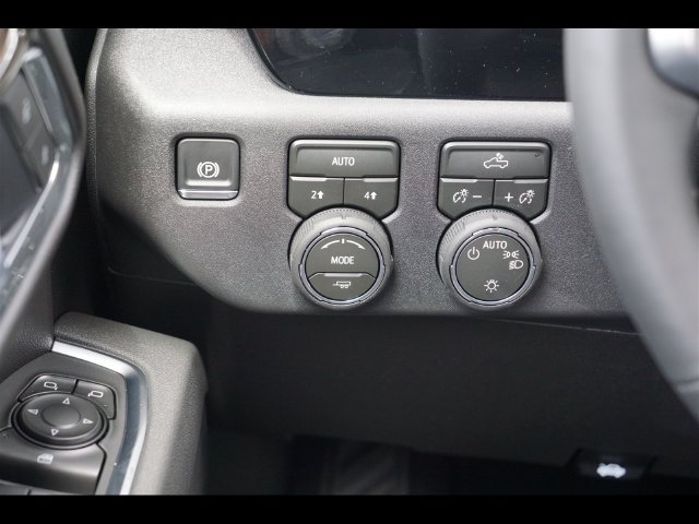 2026 Chevrolet Silverado 1500 LT - Photo 9