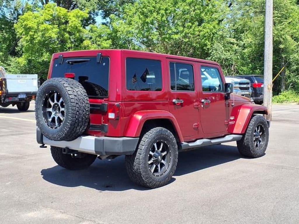 Used 2013 Jeep Wrangler Unlimited Sahara SUV