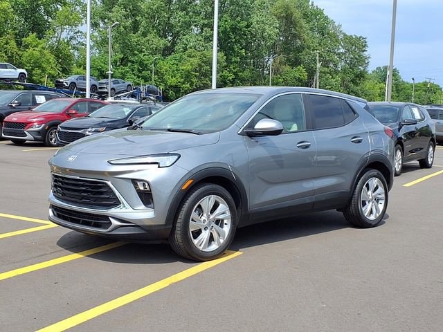 2024 Buick Encore GX Preferred's photo