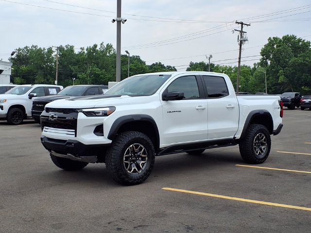 2024 Chevrolet Colorado Truck Crew Cab 