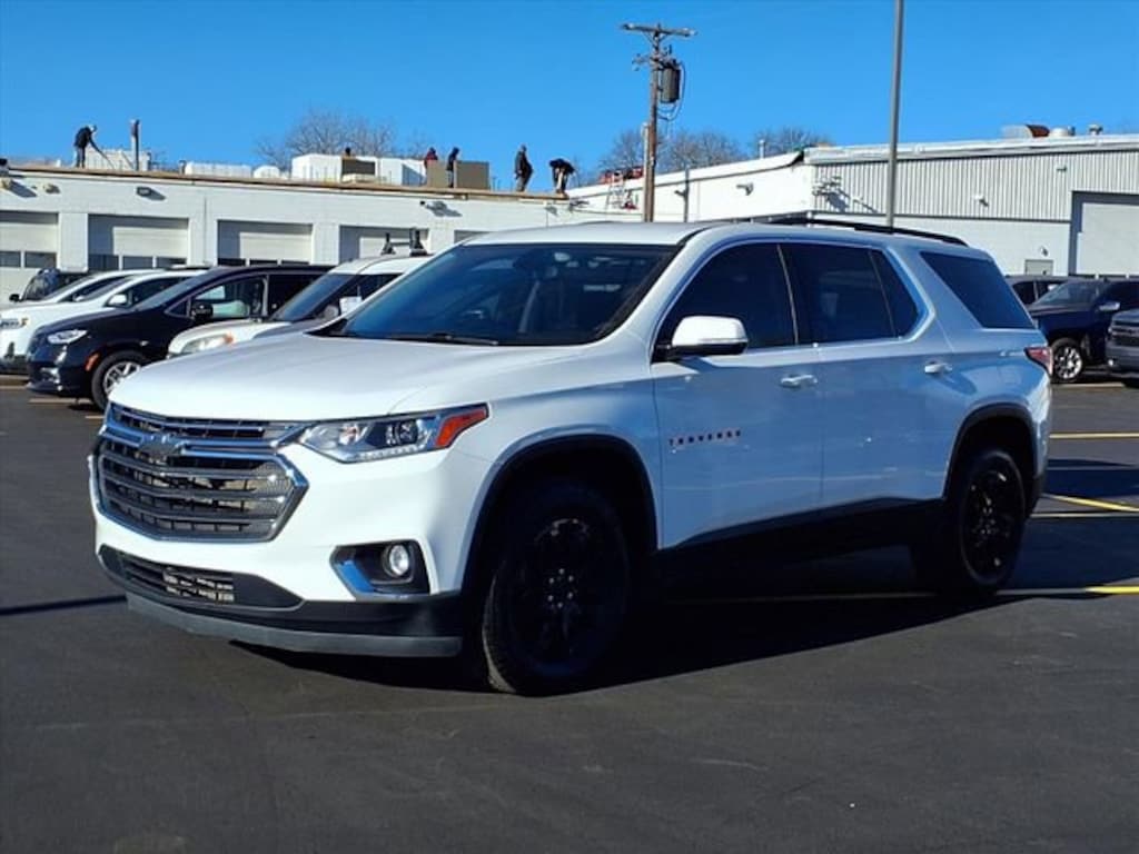 Used 2020 Chevrolet Traverse LT Cloth SUV