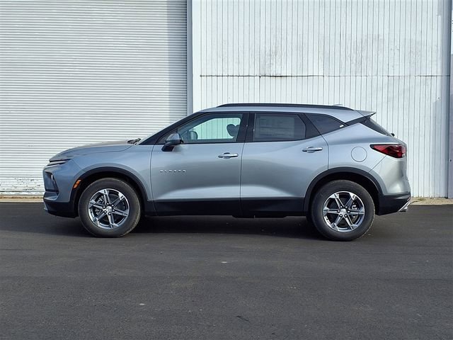 2026 Chevrolet Blazer 2LT photo 2