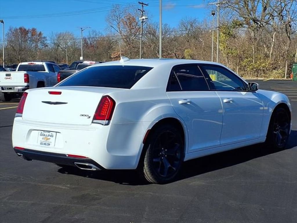 Used 2022 Chrysler 300 300S Sedan