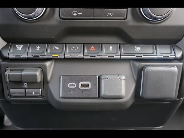 2026 Chevrolet Silverado 2500 HD Custom - Photo 7