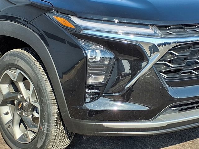 2026 Chevrolet Trax LT - Photo 22