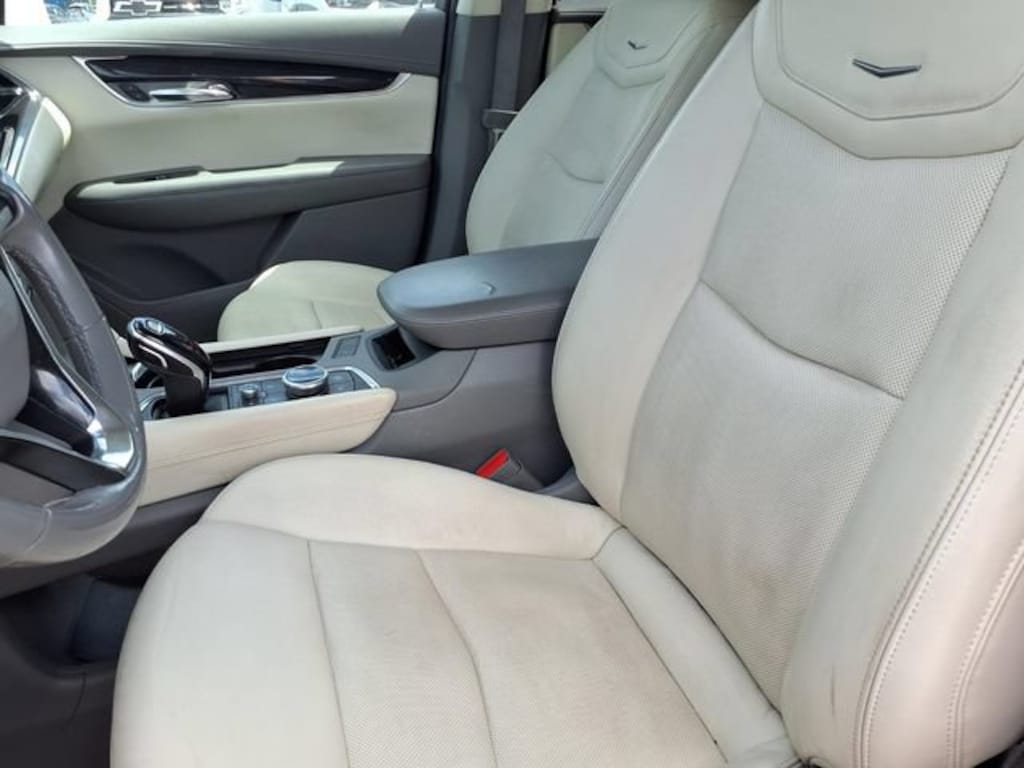Used 2020 CADILLAC XT6 FWD Premium Luxury SUV