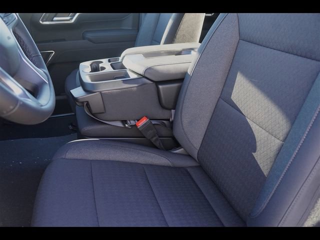 2026 Chevrolet Silverado 1500 LT photo 3