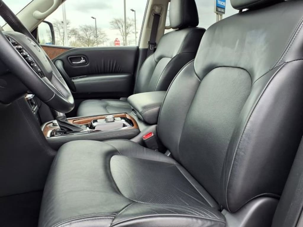 Used 2024 Nissan Armada SL 4WD SUV