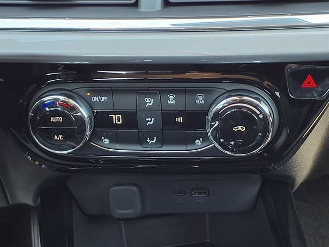 2026 Chevrolet Trax LT - Photo 9
