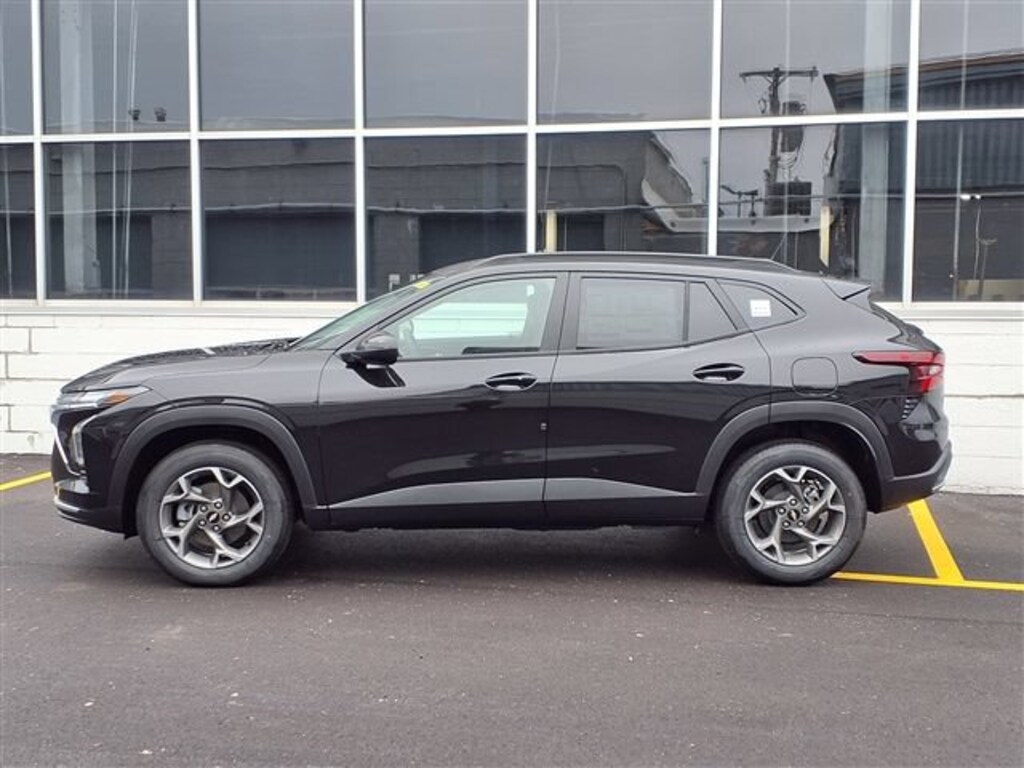 New 2026 Chevrolet Trax LT SUV