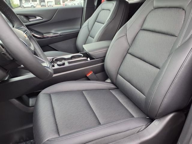 2026 Chevrolet Equinox LT photo 3