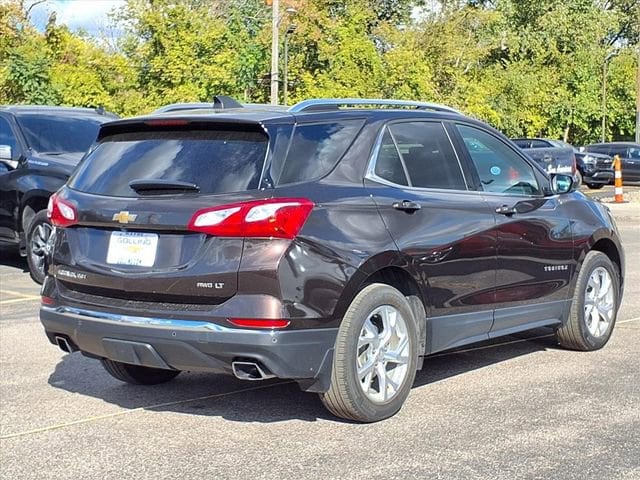 Used 2020 Chevrolet Equinox LT with VIN 2GNAXVEX0L6143343 for sale in Wayne, MI
