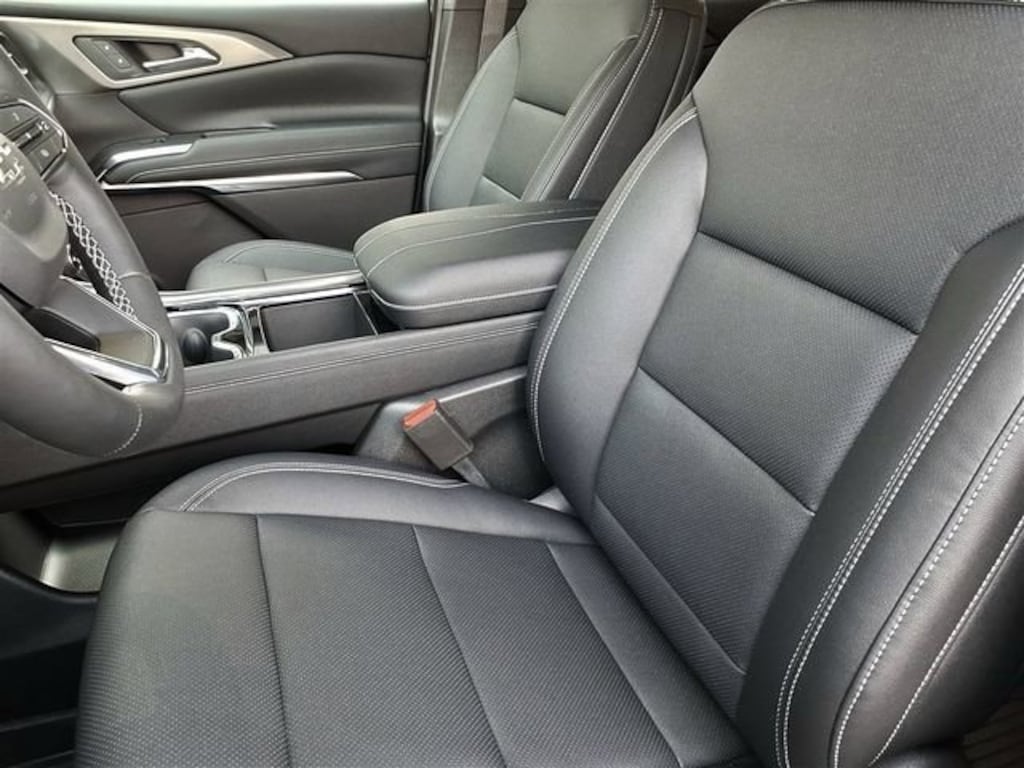 New 2026 Chevrolet Traverse LT SUV