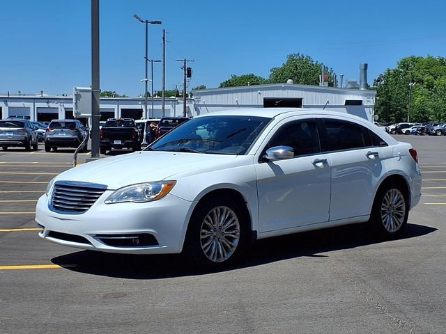 2012 Chrysler 200 Limited's photo