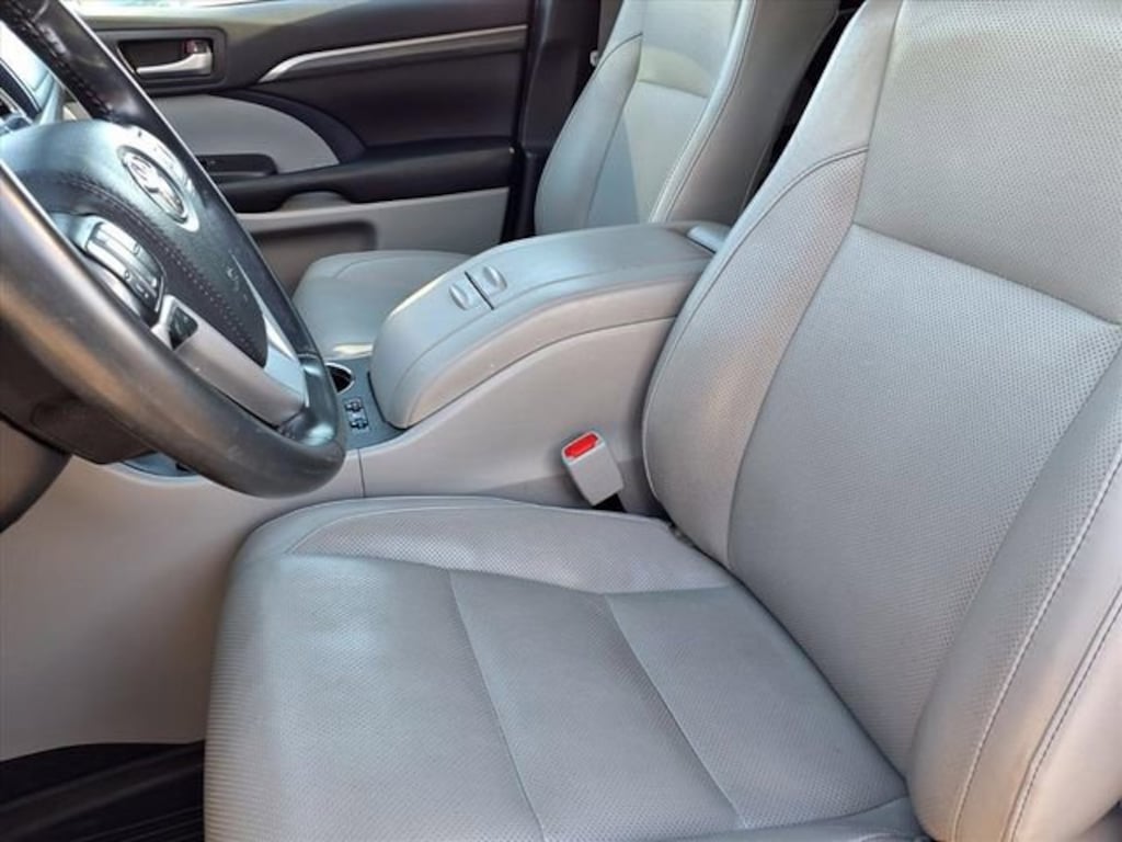 Used 2019 Toyota Highlander Limited SUV