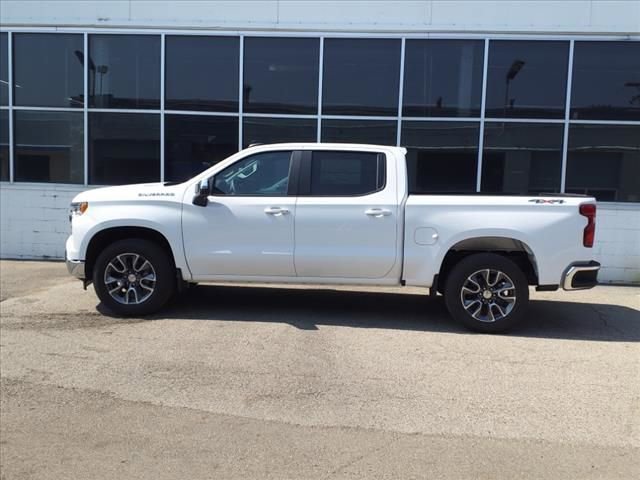 2025 Chevrolet Silverado 1500 LT photo 2