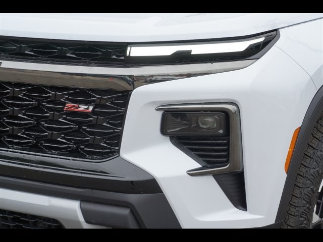 2027 Chevrolet Traverse Z71 - Photo 24
