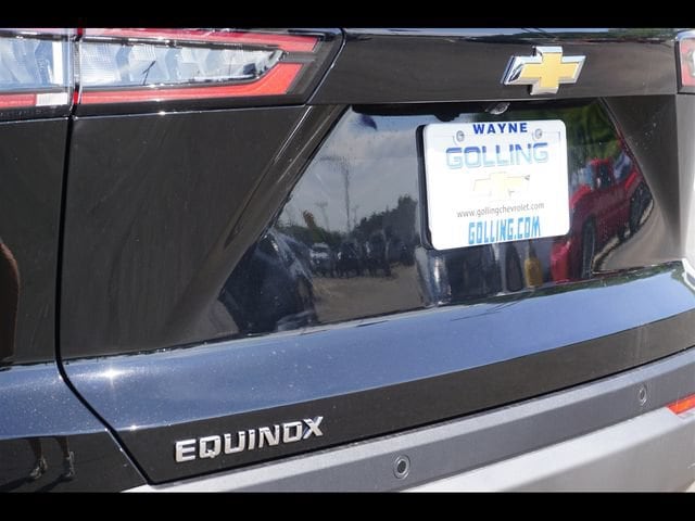 2027 Chevrolet Equinox LT - Photo 25