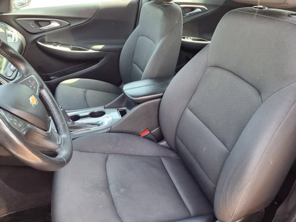 Used 2017 Chevrolet Malibu LT Sedan