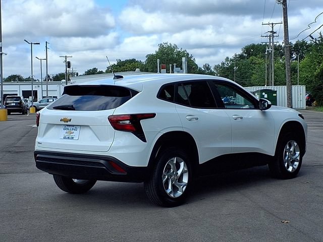 Used 2024 Chevrolet Trax LS with VIN KL77LFE26RC100518 for sale in Wayne, MI