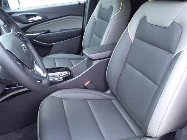 2025 Chevrolet Trax ACTIV photo 3