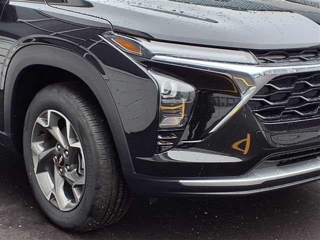 2026 Chevrolet Trax LT - Photo 24