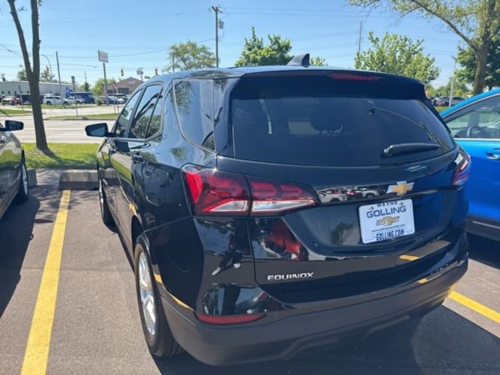 Used 2024 Chevrolet Equinox LS SUV