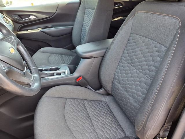 2019 Chevrolet Equinox LT photo 3