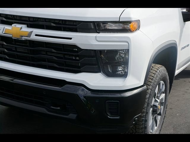 2026 Chevrolet Silverado 2500 HD Custom - Photo 18
