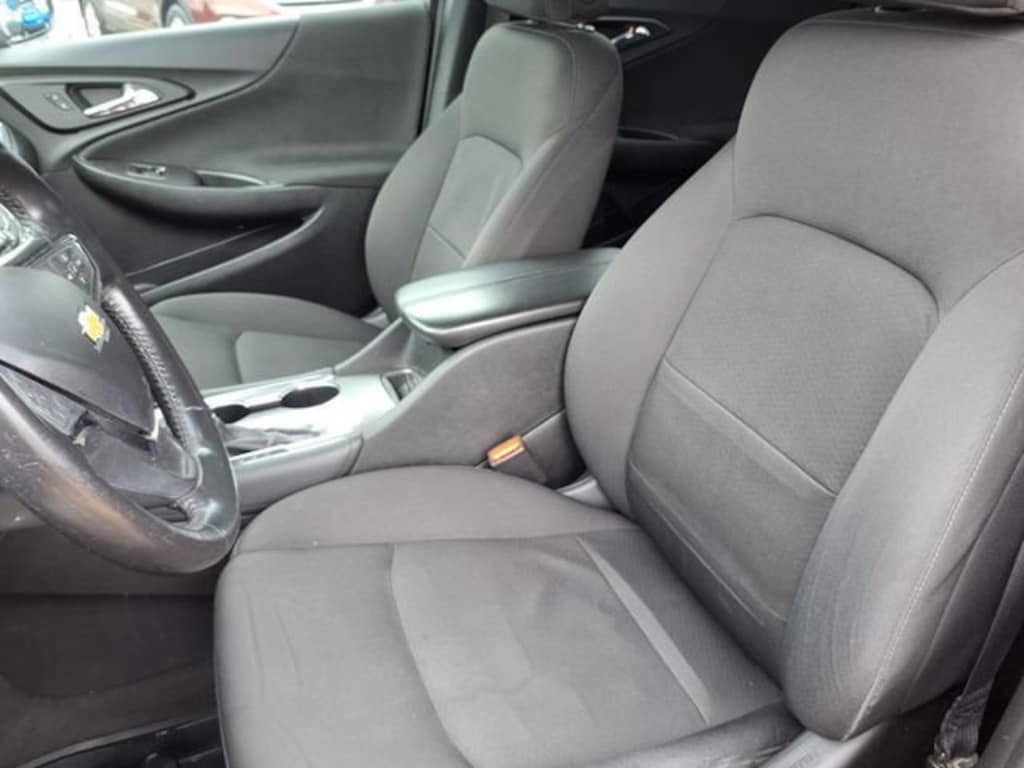 Used 2018 Chevrolet Malibu LT Sedan