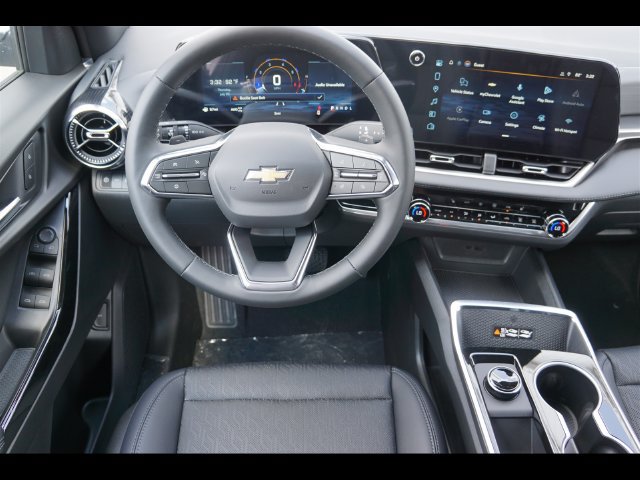 2027 Chevrolet Equinox LT - Photo 6