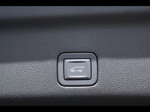 2026 Chevrolet Tahoe Premier - Photo 20