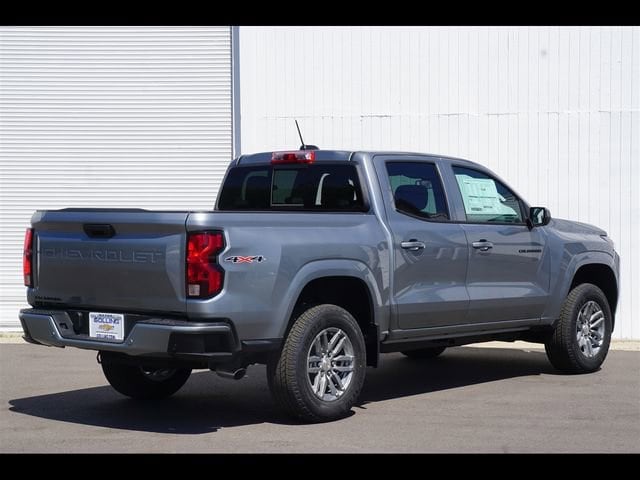 2026 Chevrolet Colorado LT - Photo 18
