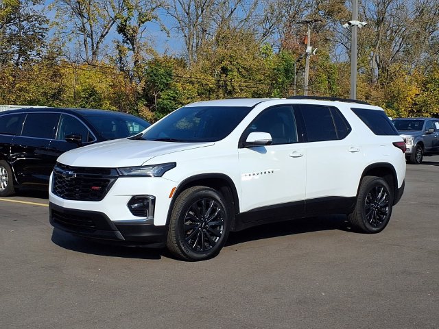 Used 2023 Chevrolet Traverse RS SUV