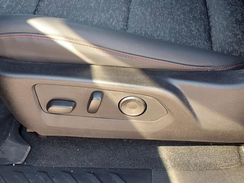 Used 2024 Chevrolet Colorado Z71 Truck Crew Cab