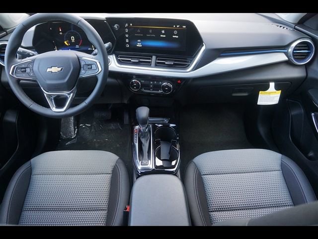 2026 Chevrolet Trax LT - Photo 11