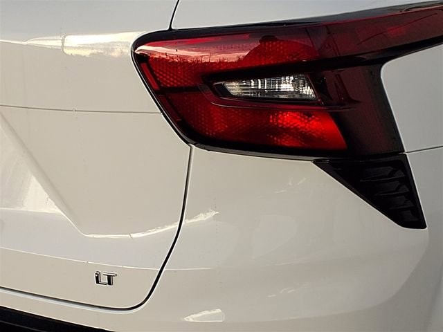 2026 Chevrolet Trax LT - Photo 21