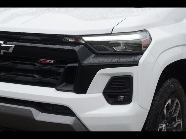 2026 Chevrolet Colorado Z71 - Photo 18