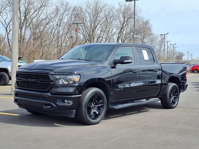 2020 RAM 1500 Big Horn/Lone Star 4x4 Crew Cab 5'7's photo