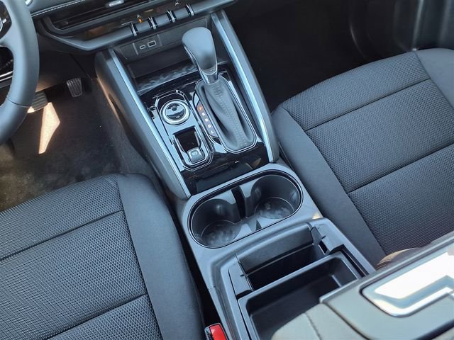2026 Chevrolet Colorado LT - Photo 13