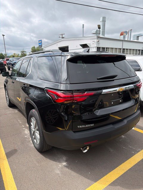 Used 2023 Chevrolet Traverse LT Cloth SUV