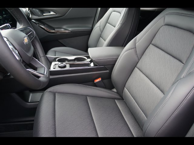 New 2027 Chevrolet Equinox LT SUV