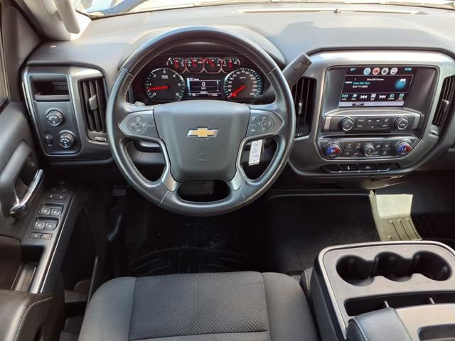 2017 Chevrolet Silverado 1500 LT photo 4