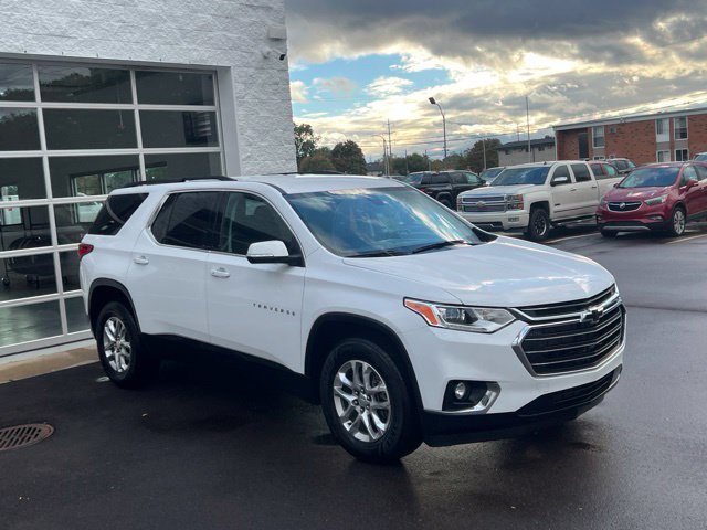 Used 2021 Chevrolet Traverse FWD LT Cloth SUV