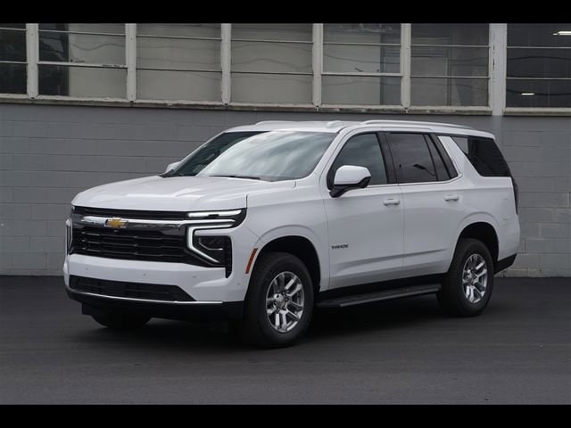 2026 Chevrolet Tahoe LS's photo