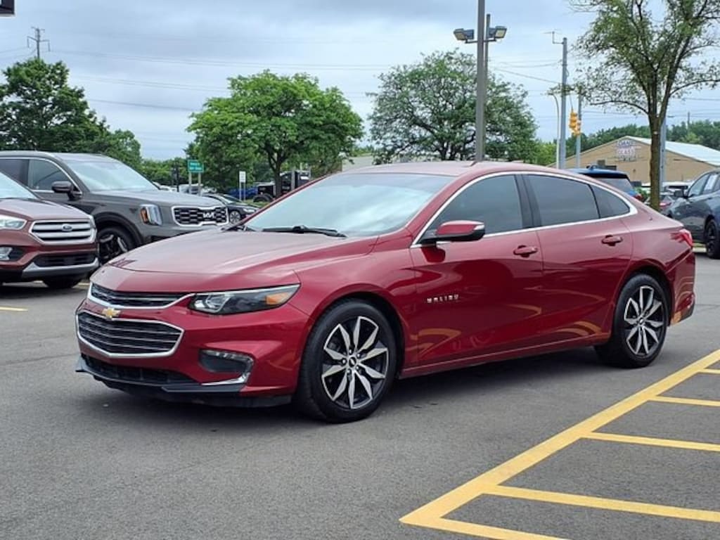 Used 2018 Chevrolet Malibu LT Sedan