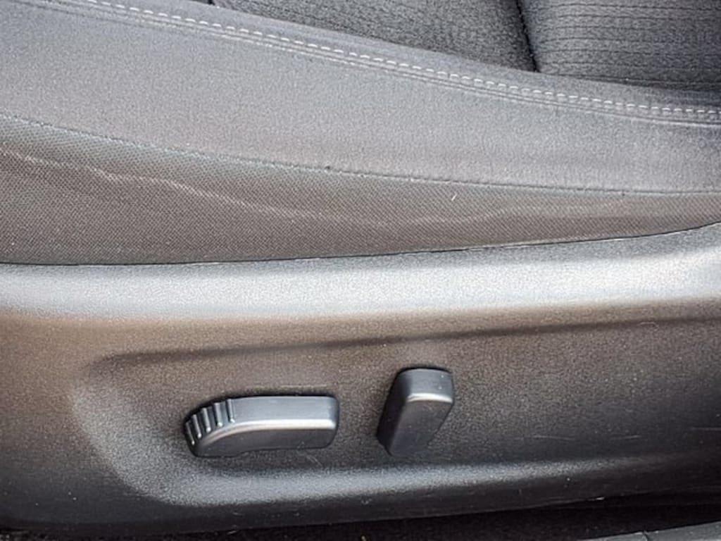 Used 2024 Nissan Altima 2.5 SV Sedan